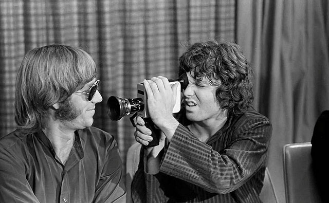 manzarek-morrison-boing.jpg