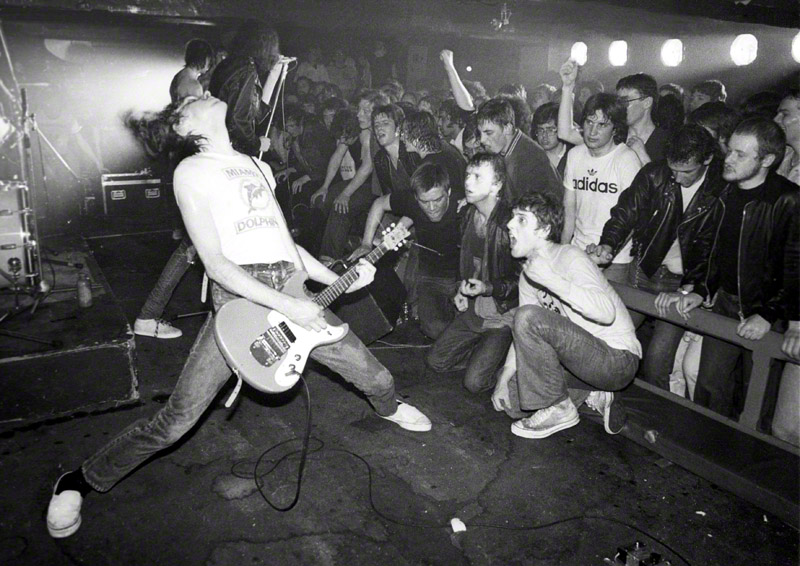http://www.laobserved.com/intell/assets/ASP-Dickson-Ramones.jpg