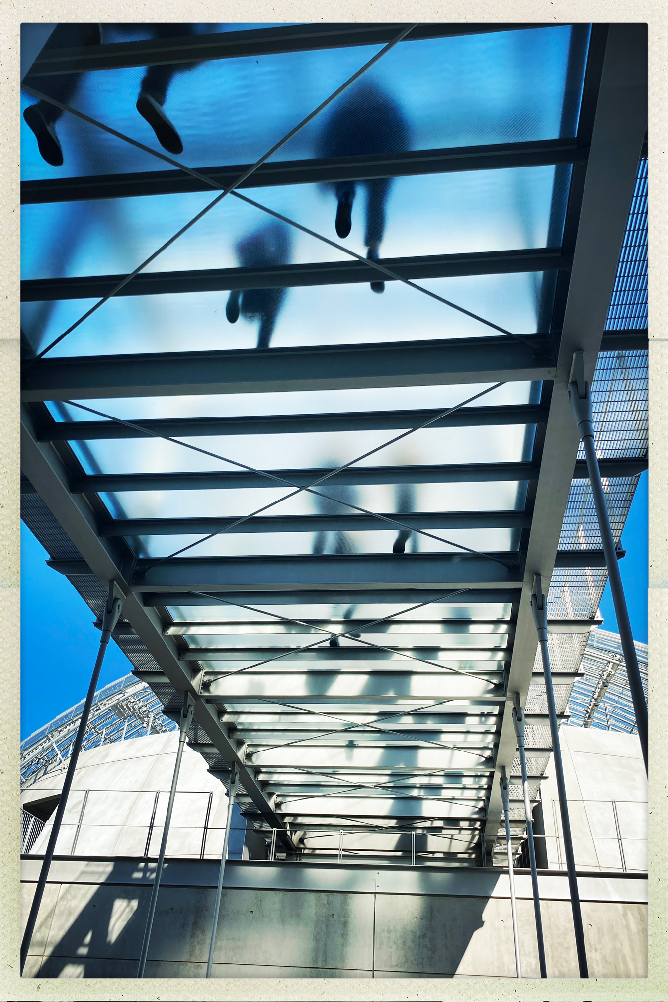 http://www.laobserved.com/intell/assets/AcadMusIris-bridge.jpg