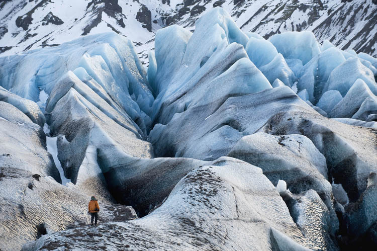 http://www.laobserved.com/intell/assets/C_Iceland-02-2008-7766.jpg