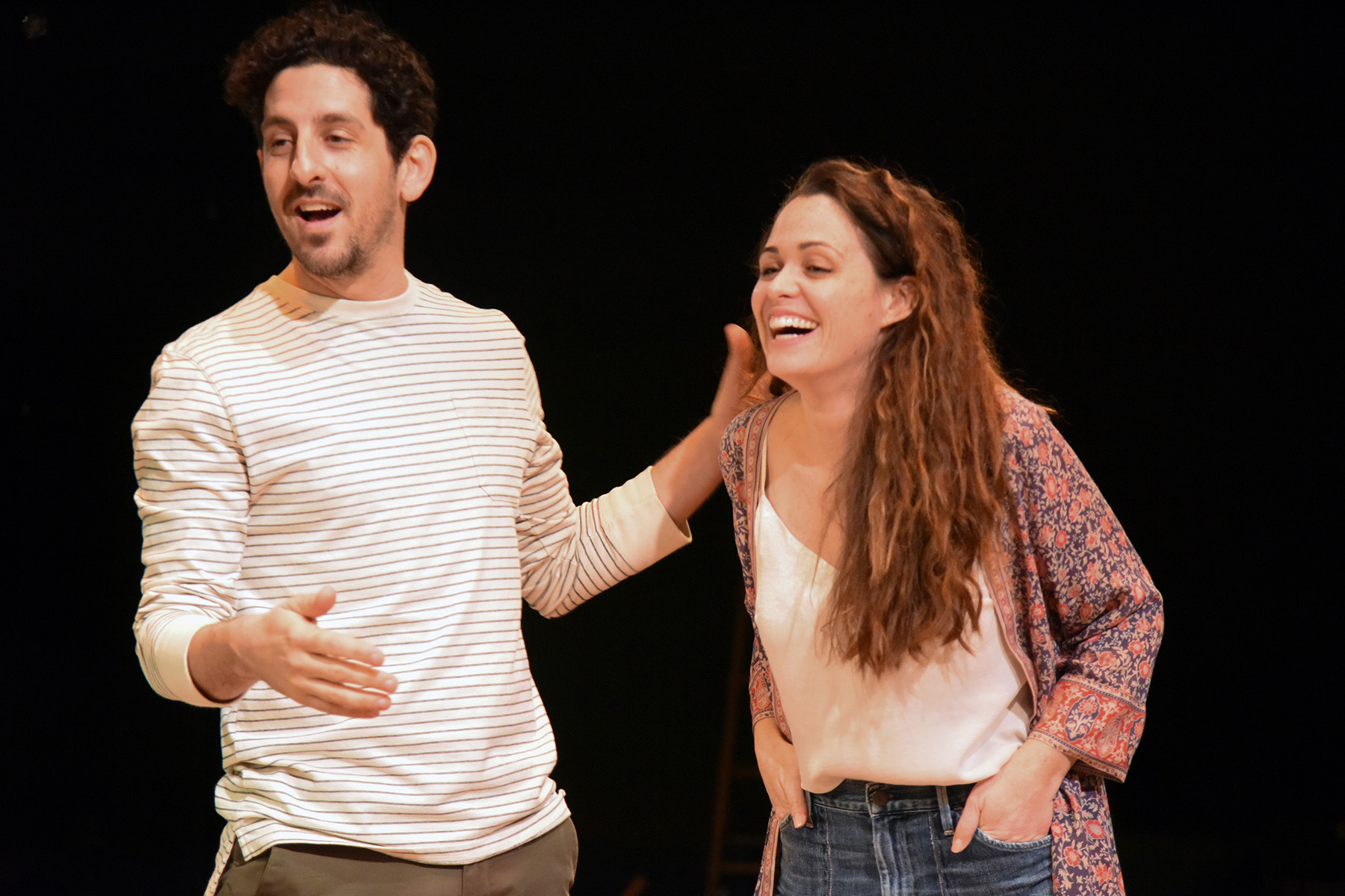 http://www.laobserved.com/intell/assets/Jake-and-Beth.jpg