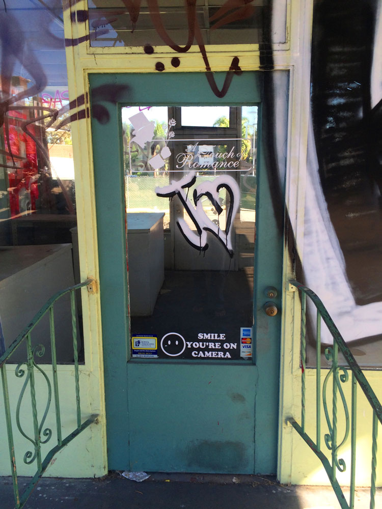 http://www.laobserved.com/intell/assets/James-Dean-gas-station-Door.jpg