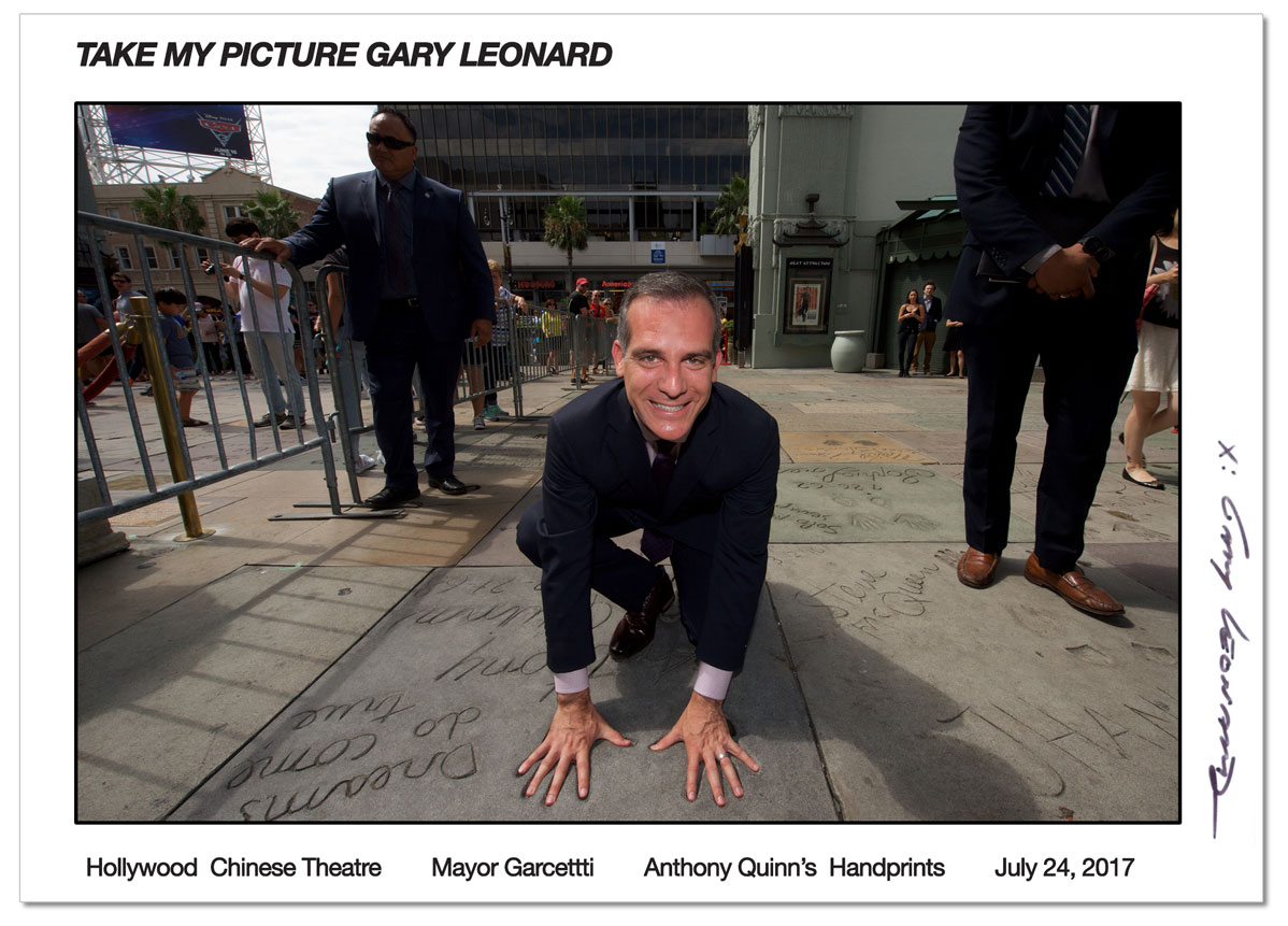 http://www.laobserved.com/intell/assets/LAO_MayorGarcetti%40lChineseTheatre.jpg
