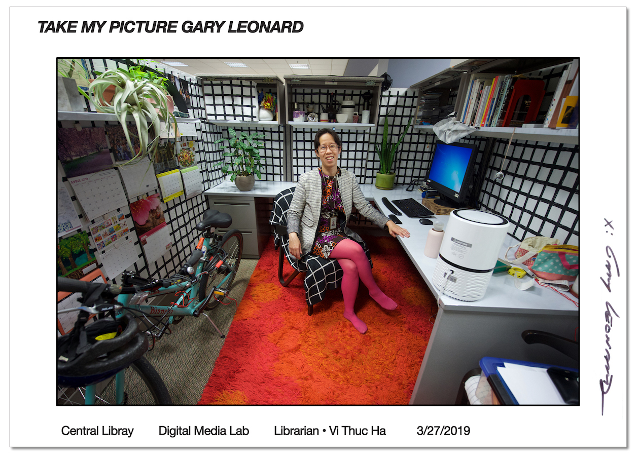 http://www.laobserved.com/intell/assets/LAO__TViThucHa_librarian.jpg