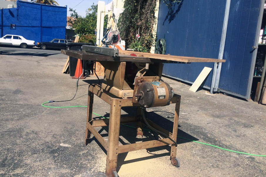 http://www.laobserved.com/intell/assets/Table-saw-3.jpg