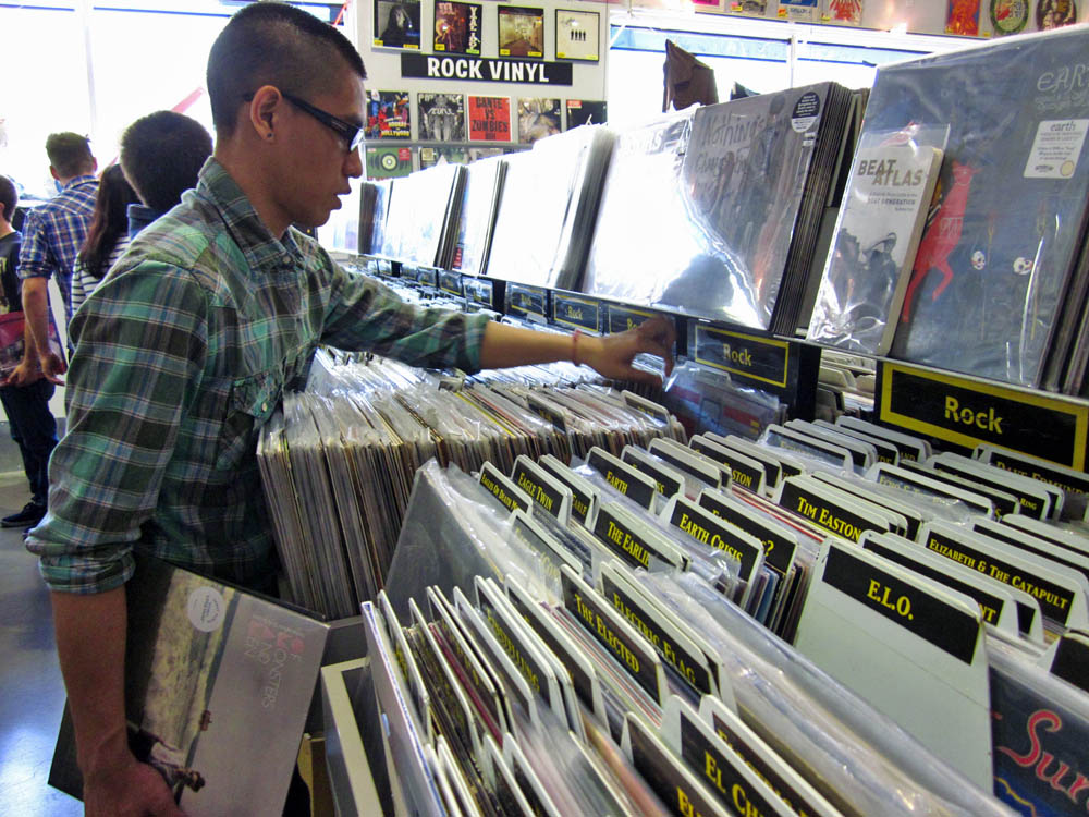 http://www.laobserved.com/intell/assets/amoeba-recordday-srr.jpg