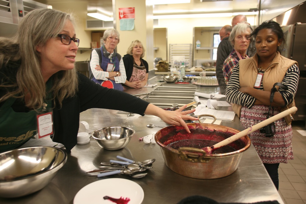 http://www.laobserved.com/intell/assets/cooking-class-idt-iris.jpg