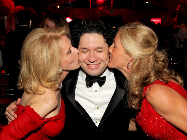 http://www.laobserved.com/intell/assets/dudamel-at-dance.jpg