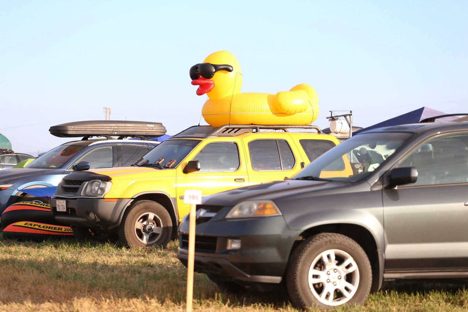 http://www.laobserved.com/intell/assets/eclipse-iris-duck.jpg