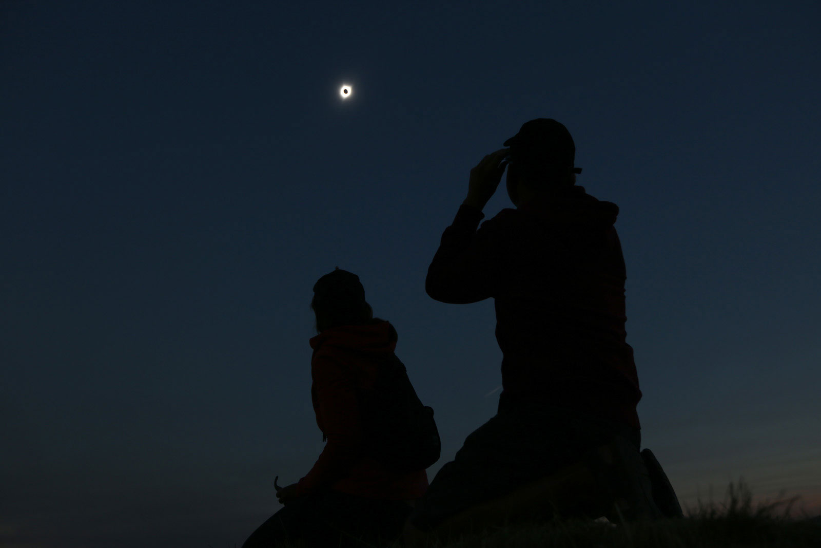 http://www.laobserved.com/intell/assets/eclipse-iris-silhouette.jpg