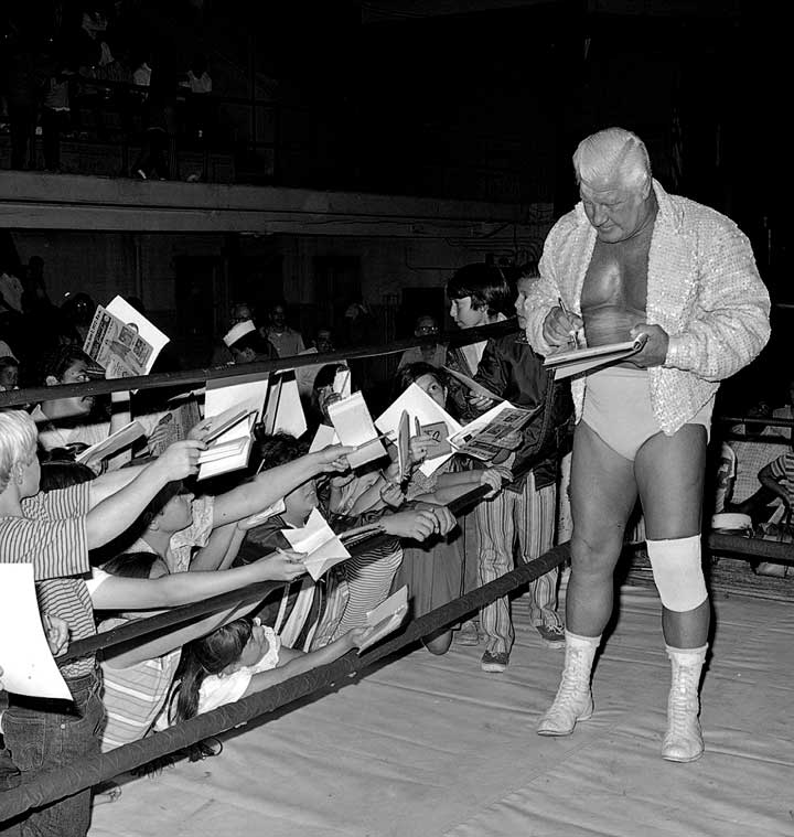 http://www.laobserved.com/intell/assets/freddie-blassie-ehret.jpg