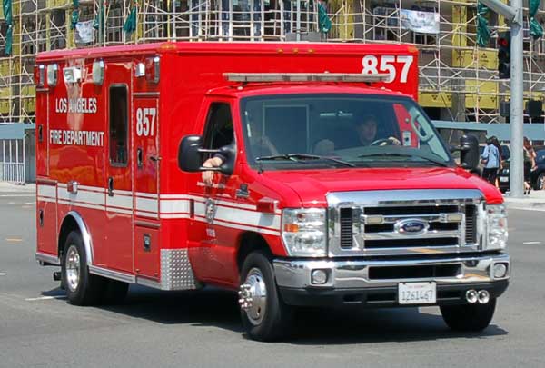 http://www.laobserved.com/intell/assets/lafd-ambulance-857.jpg