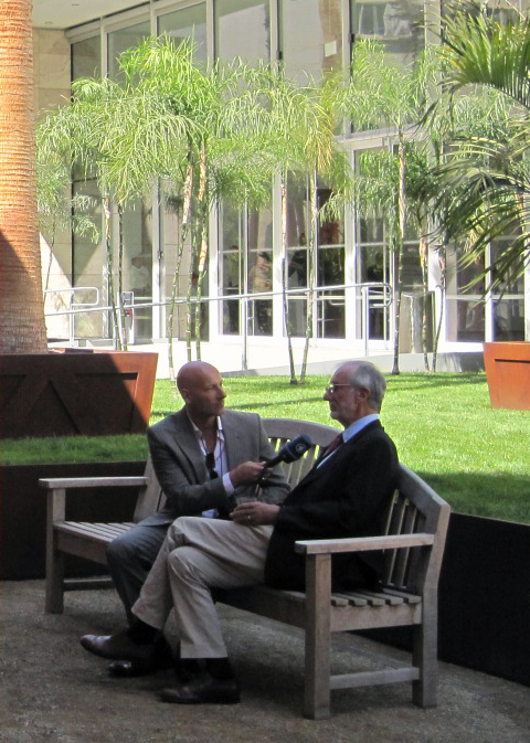 http://www.laobserved.com/intell/assets/resnick-renzo-reporter.jpg