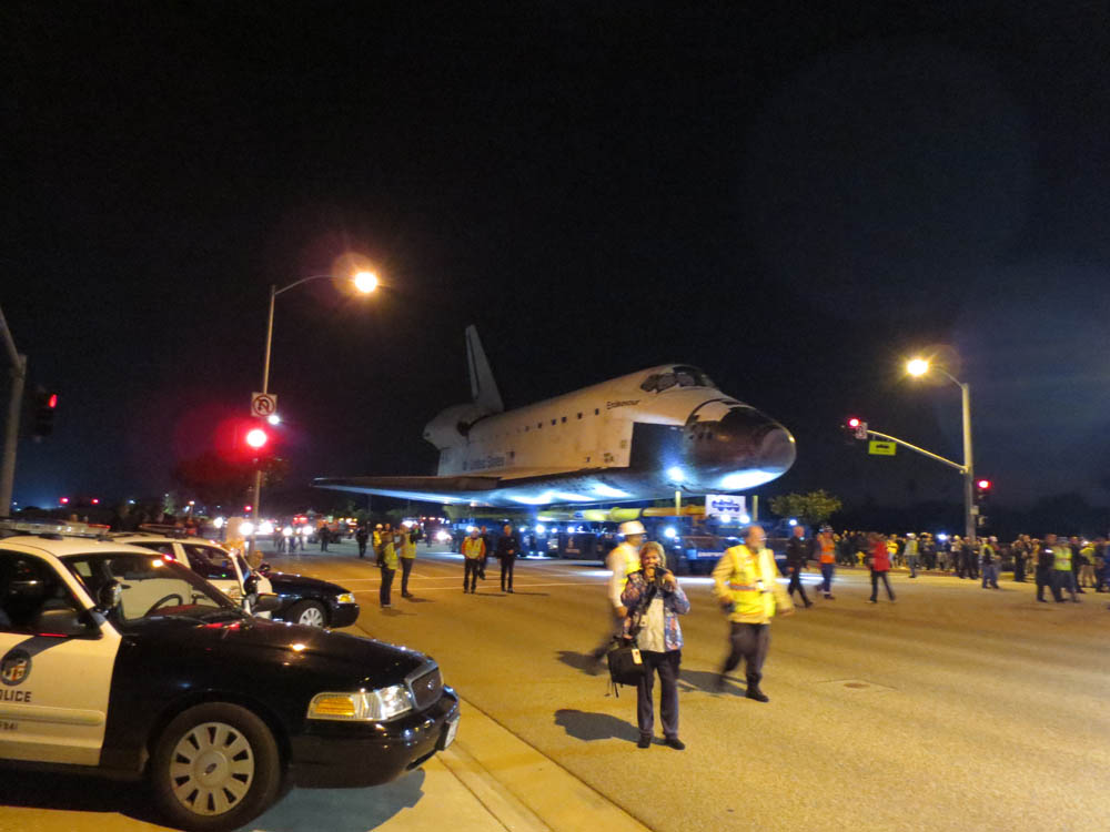 http://www.laobserved.com/intell/assets/shuttle-ellen1.jpg