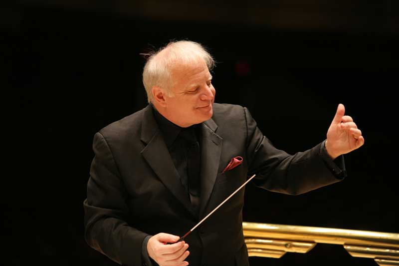http://www.laobserved.com/intell/assets/slatkin-at-bowl.jpg