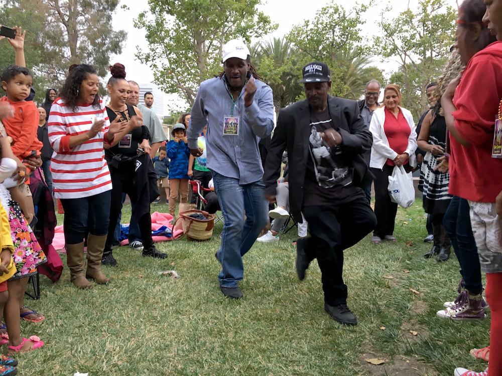 http://www.laobserved.com/intell/assets/soul-train-iris3.jpg