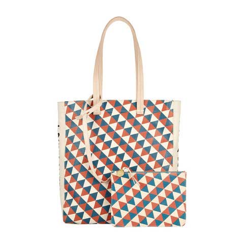 http://www.laobserved.com/intell/assets/vivier-purse.jpg