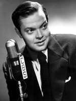 orson-welles-cbsmic.jpg