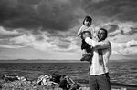 father-daughter-reach-lesbos-stoddart.jpg