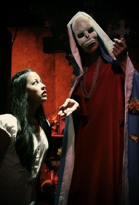 http://www.laobserved.com/intell/santa%20muerte_press_small.jpg