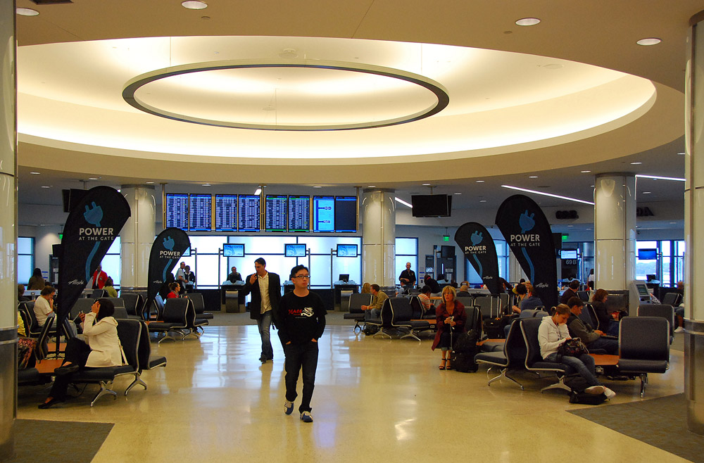 http://www.laobserved.com/manage/assets/LAX-terminal6-gates.jpg