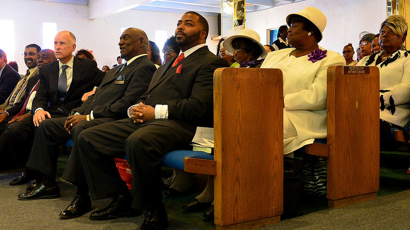 http://www.laobserved.com/manage/assets/brown-in-church.jpg