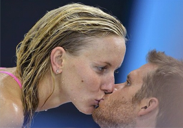http://www.laobserved.com/manage/assets/jessica-hardy-tweet.jpg