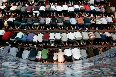 http://www.laobserved.com/manage/assets/mosque-alcorn.jpg