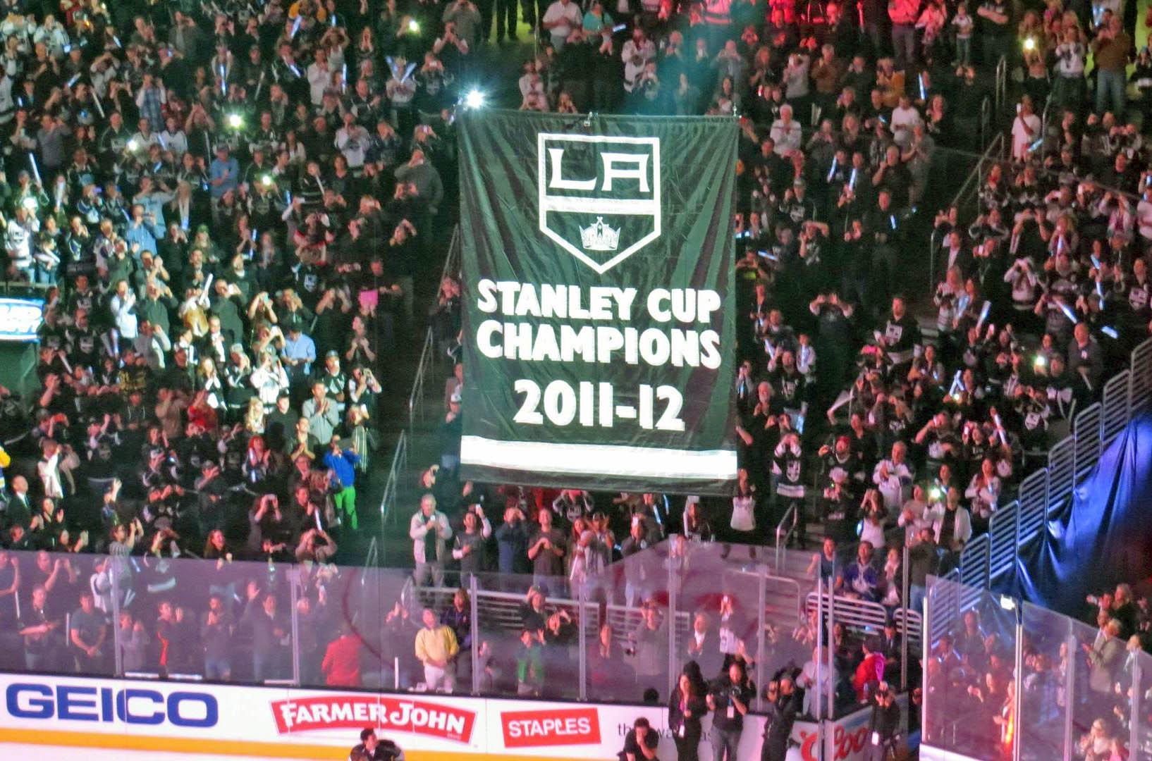 http://www.laobserved.com/manage/assets/stanley-cup-banner.jpg